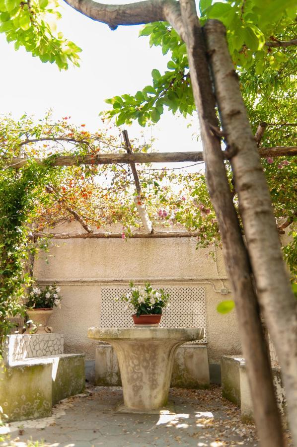Casa Teresinella Garden Apartment Torre Annunziata Luaran gambar